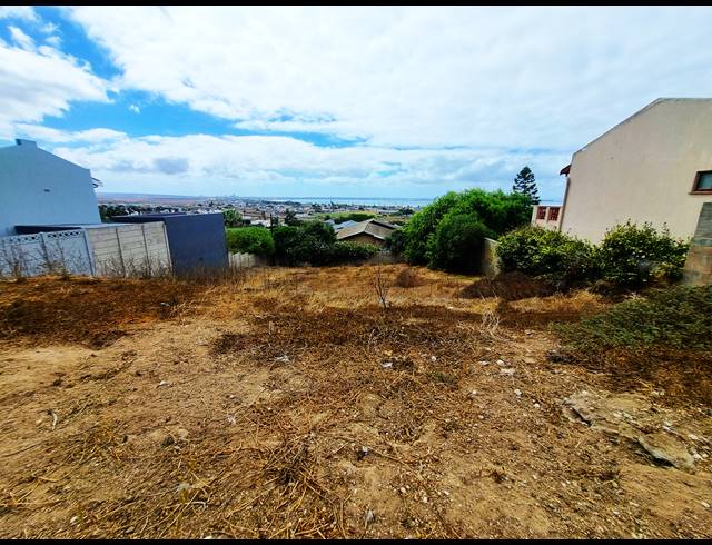 645M² VACANT LAND FOR SALE IN SALDANHA CENTRAL